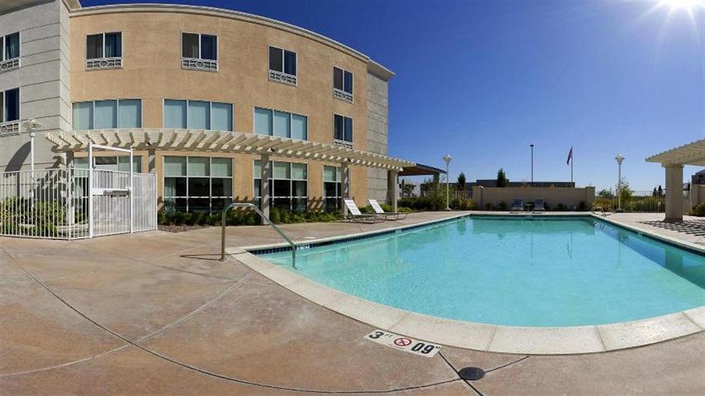 Holiday Inn Express Hotel & Suites Sacramento Airport Natomas, An Ihg Hotel Exterior photo